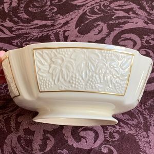 Lenox serving bowl